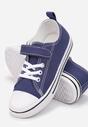 Tengerész kék színűek tornacipő