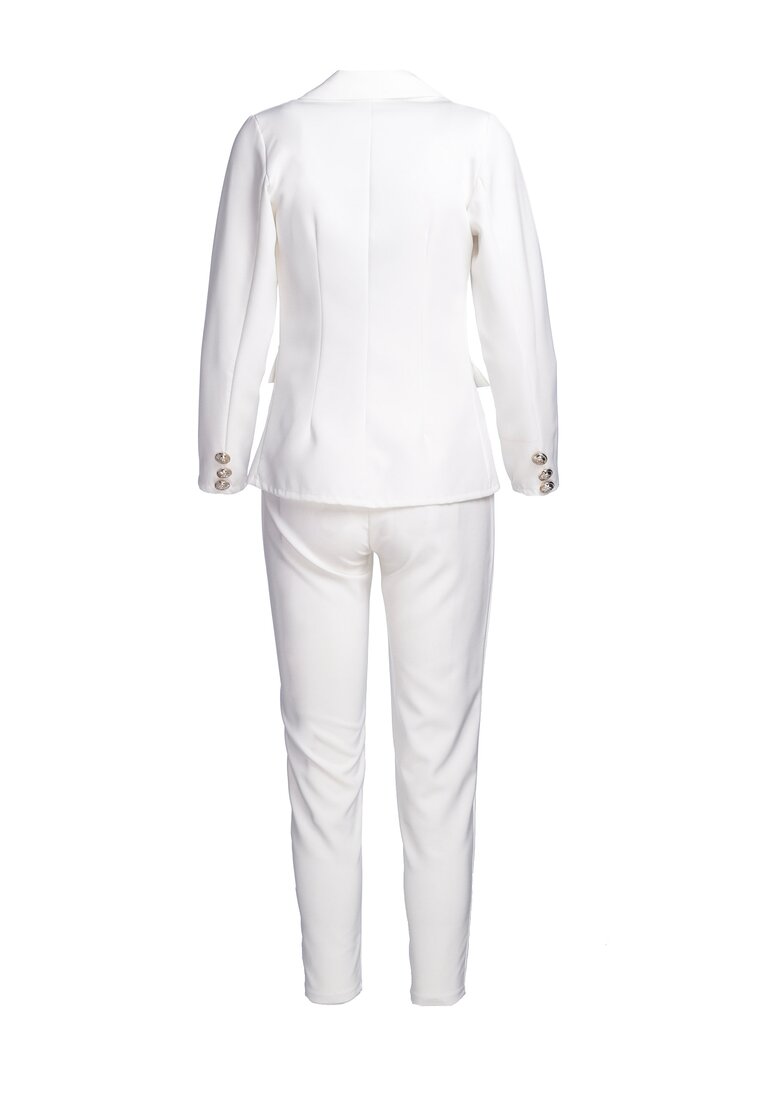 Fehér kosztüm