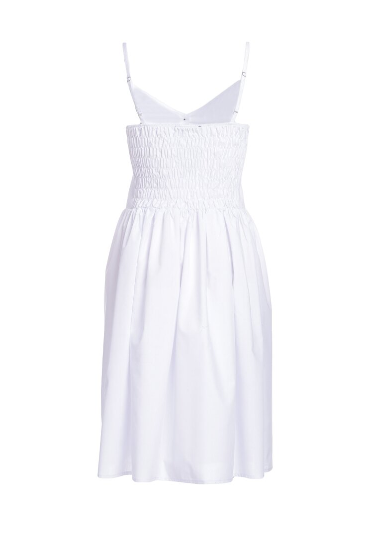 Fehér ruha