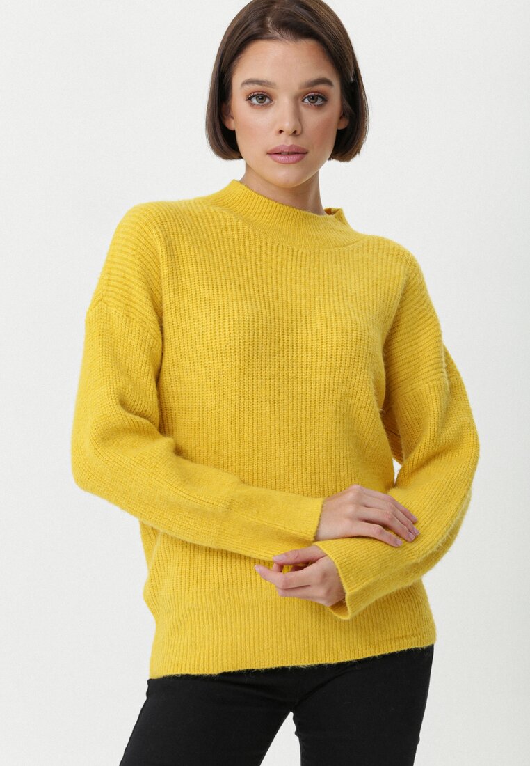 Sárga pulóver