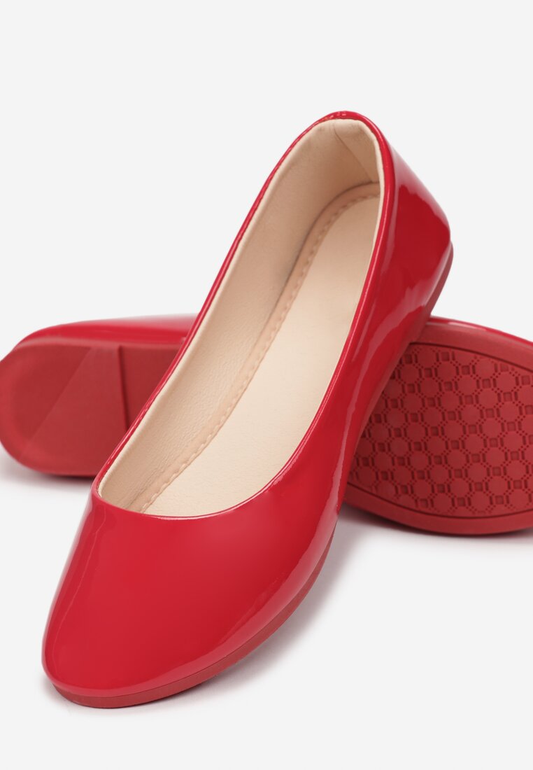 Piros színűek balerina lapossarkú cipő