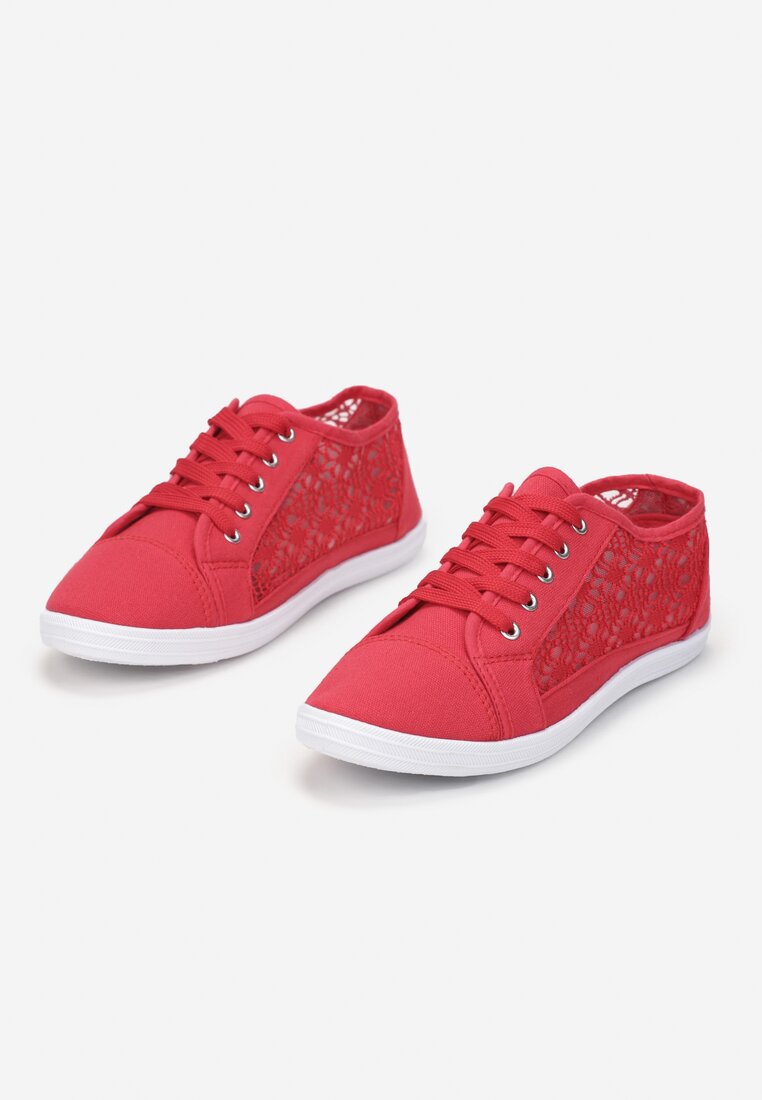 Piros színűek teniszcipő
