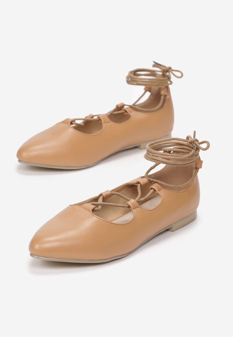 Bézs balerina lapossarkú cipő